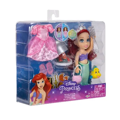 JAKKS Pacific Disney Princess 6 Inch Petite Doll med extra mode och tillbehör Sea to Land Ariel